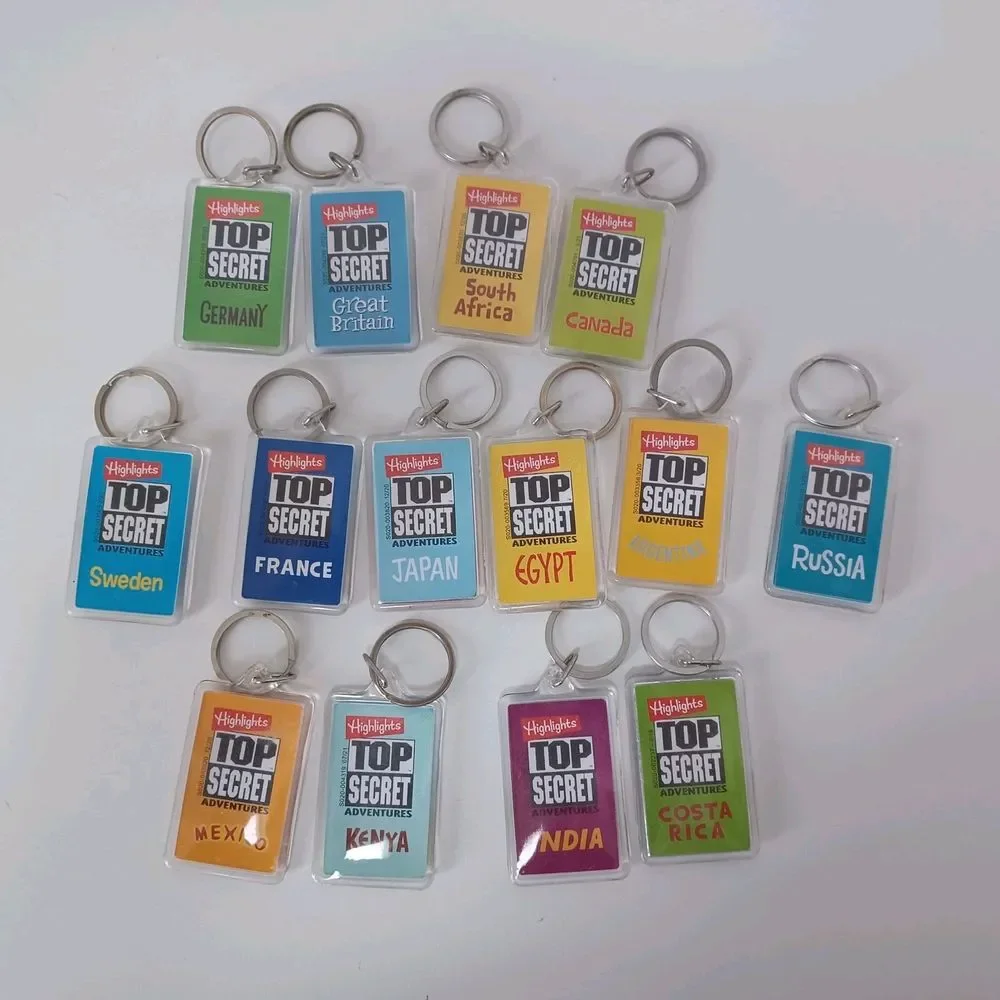 Lot Of 14 Highlights Top‎ Secret Adventures Keychains Collectible Ships Fast